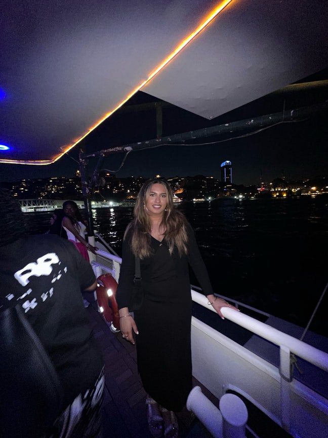 Looking for flatmate/s in London - Move-in Jan ‘26 Main Photo