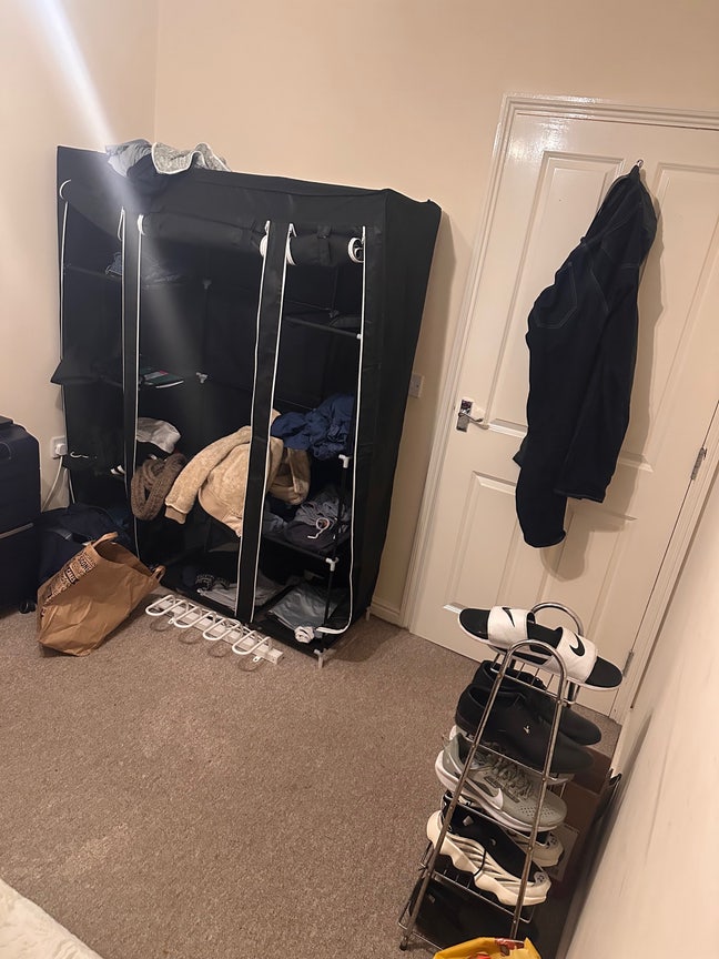 Double Bedroom for single person/two person  Main Photo