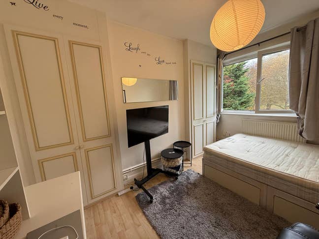 Double room 4 mins to Bermondsey tube Main Photo