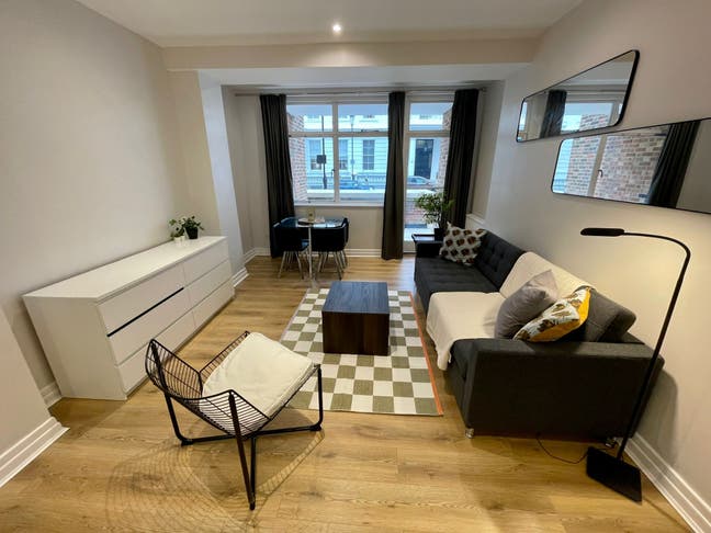 Rent Inc All Bills 4 Bedroom 2 Bath W2 Hyde Park Main Photo