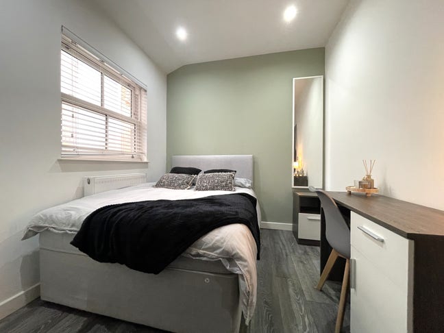 🏡 Furnished Double Room with En-Suite – PE1 Main Photo