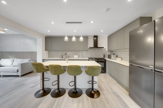 🏡 Brand New Luxury Home | 💴 Bills & Cleaner Inc Main Photo