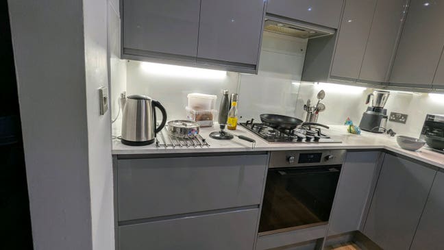 A stunning double bedroom available  Main Photo