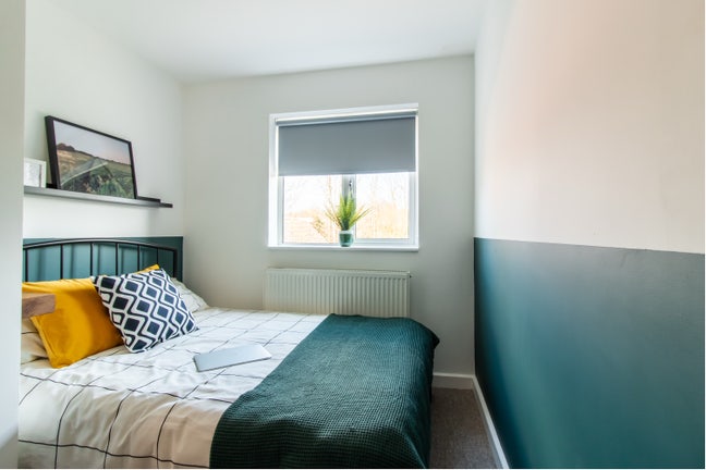 Walking distance to your favourite coffee ☕️ Main Photo