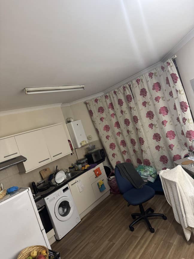 Single bedroom for rent in city centre  Main Photo