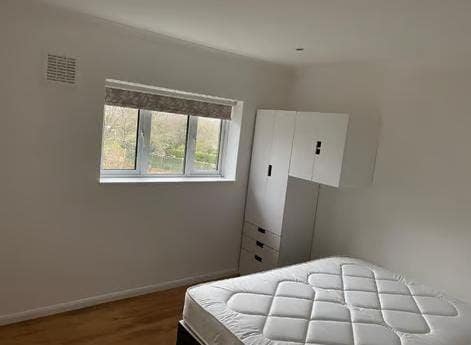 Double Room to Let – George Crescent N10 1AN Main Photo