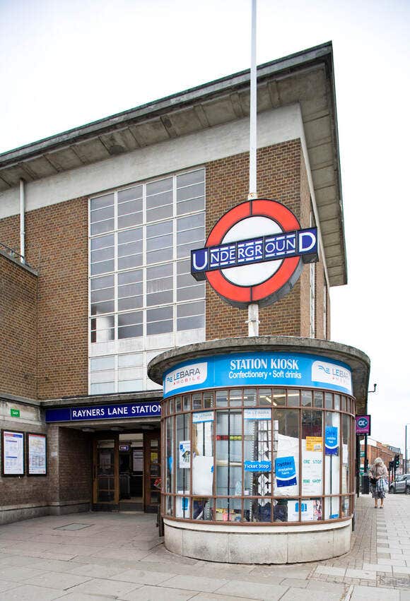 Double size room- 0 min Walk from Station Main Photo