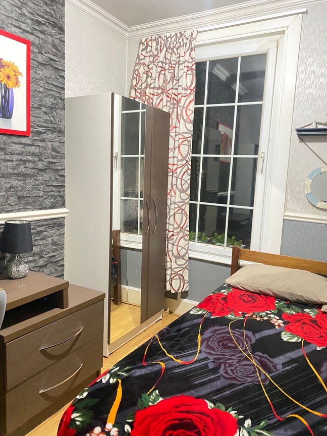 Double Room Furnished Main Photo