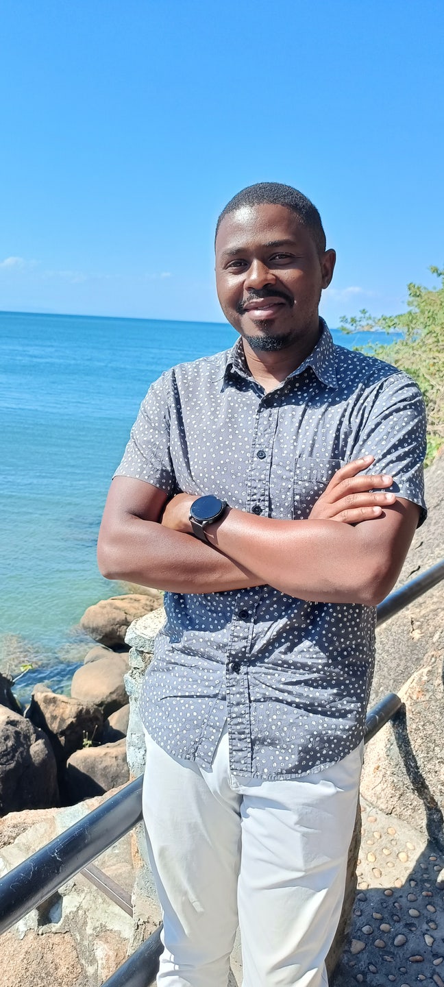 I am a new professional seeking to rent a sin... Main Photo