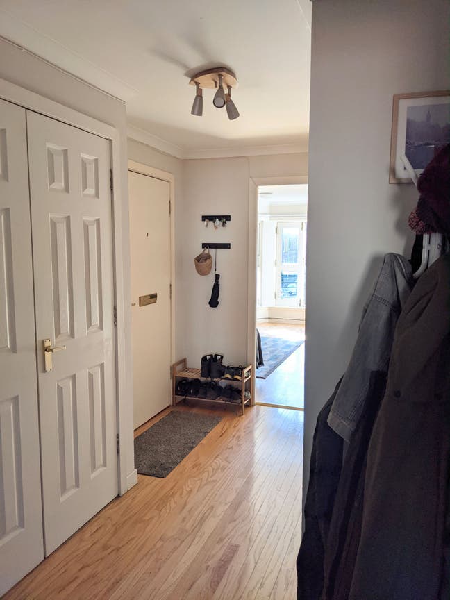 2 bed flat on Apsley Street, Partick Main Photo