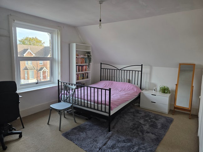 Double Room Streatham walking distance to amenitie Main Photo