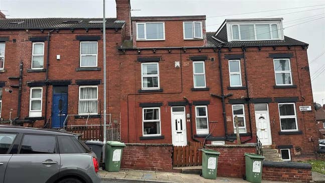 3 Bed Terraced House in Kirkstall Leeds Main Photo
