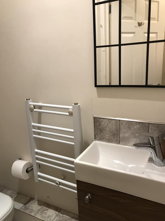 Very attractive Two bed flat in private set Main Photo