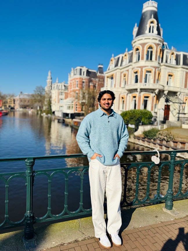 Friendly,tidy professional looking for room Main Photo