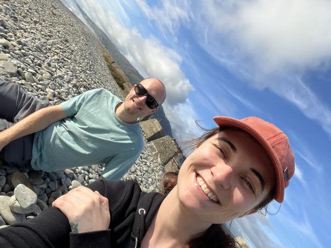 Looking for a large double in small home ❤️ Main Photo