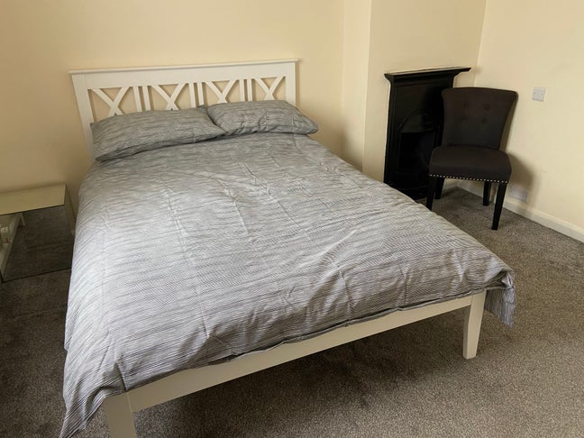 Double. Room to rent  Main Photo