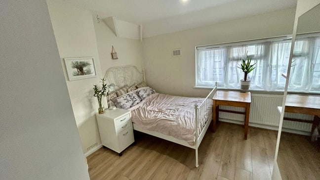 🏠 Double Room to Let in Neasden  Main Photo