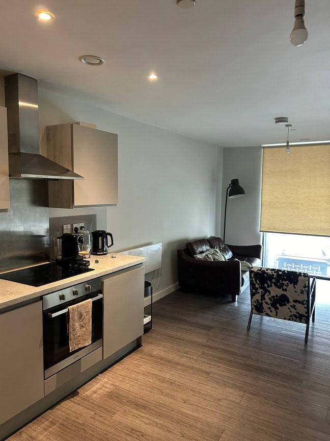 1 bed unfurnished flat in The Trilogy  Main Photo