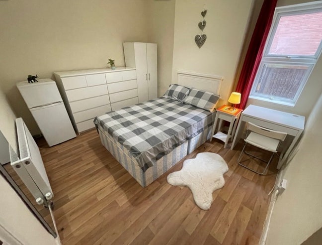 🛏️Double Room to Let in - Willesden Green  Main Photo