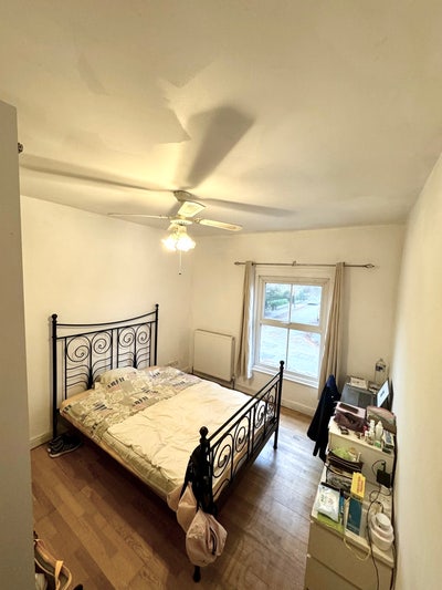 Large Double Bedroom (Near Brunel)  Main Photo