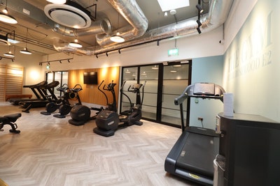 Asap Move-in! New Building Modern Room+Free Gym Main Photo