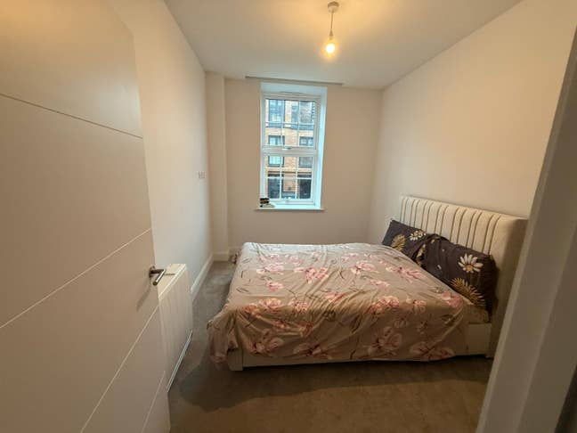 Spacious & Cosy Double Room for Rent in SL1  Main Photo