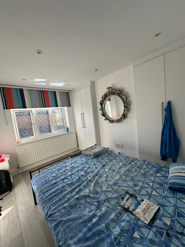 Budget Friendly double room in a Postgrad house!!! Main Photo