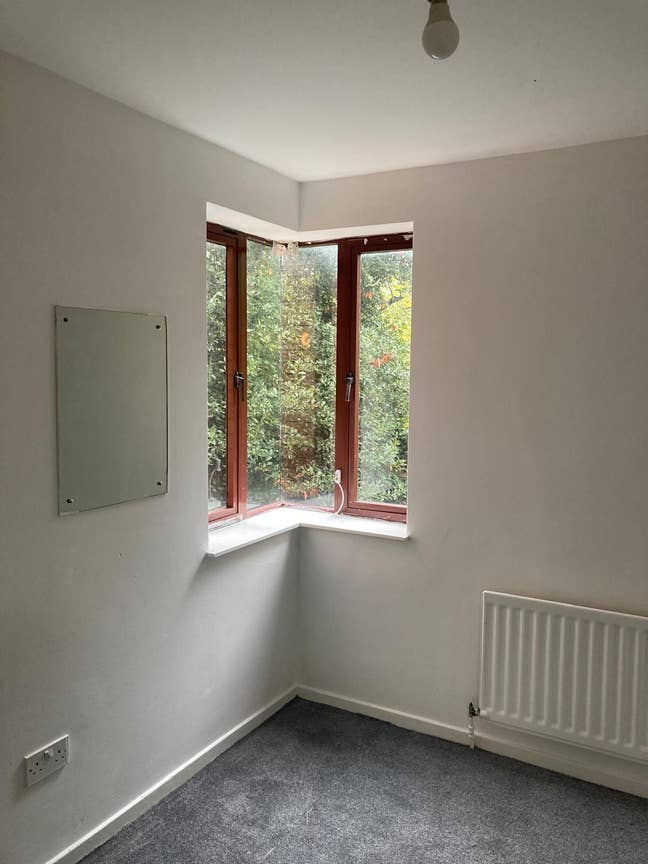One or two rooms available in Earl's Court flat Main Photo
