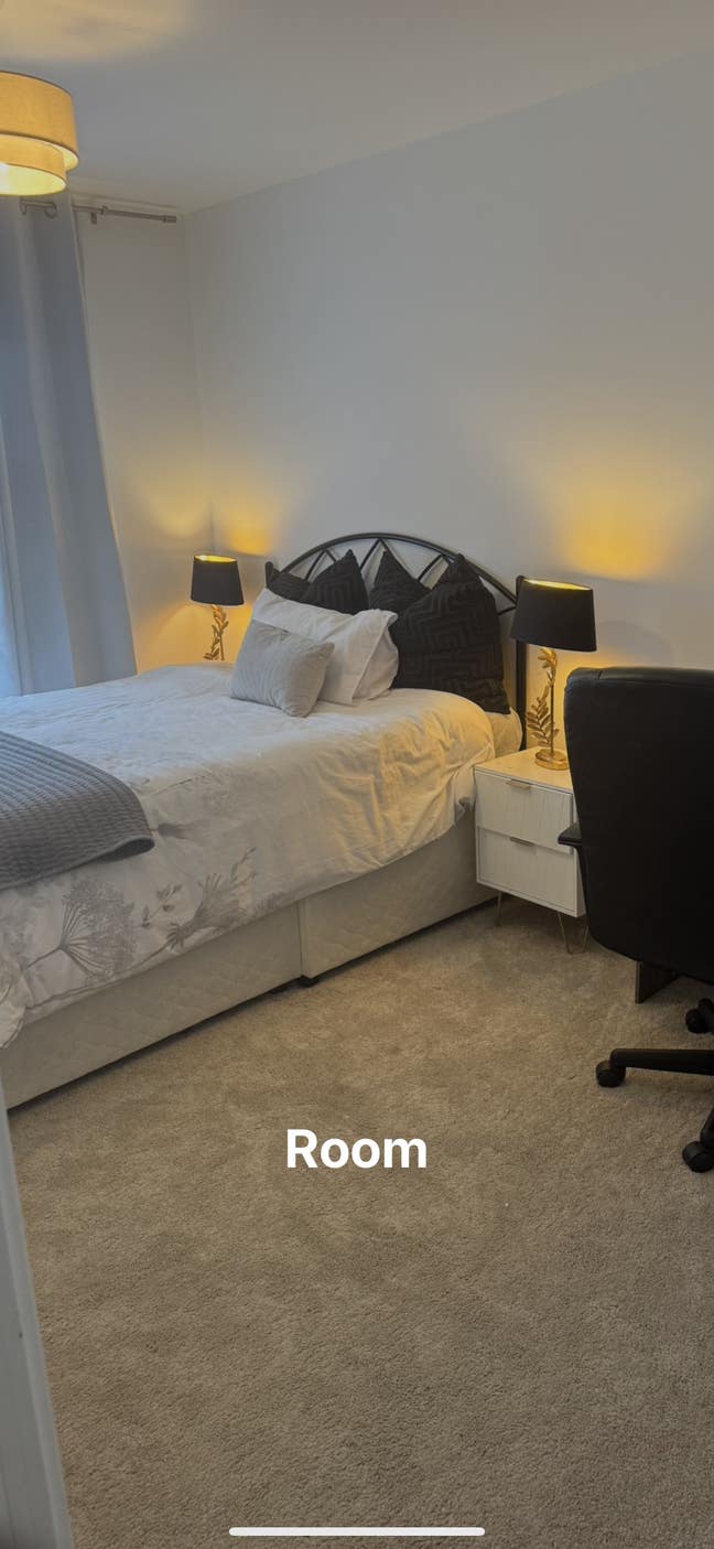 En-suite room to rent in Northfleet  Main Photo