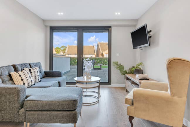 Lovely 2 Bed Apartment in Hoxton Main Photo