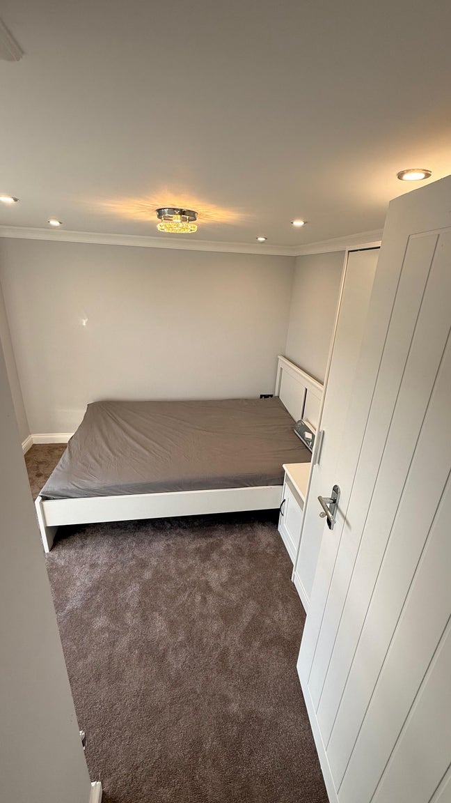 Newly Built Loft Rooms Main Photo