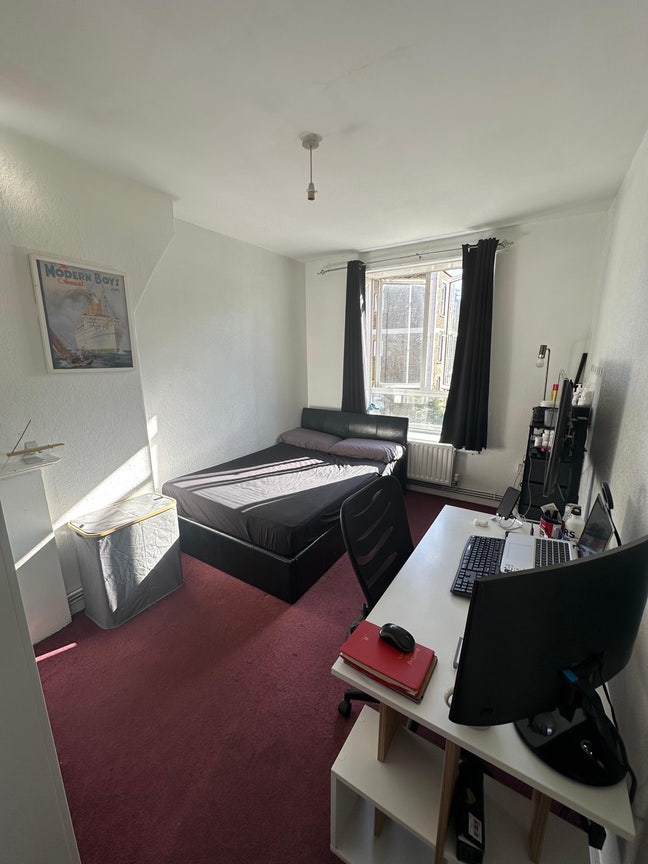 Bright and coust double room in E&C Main Photo