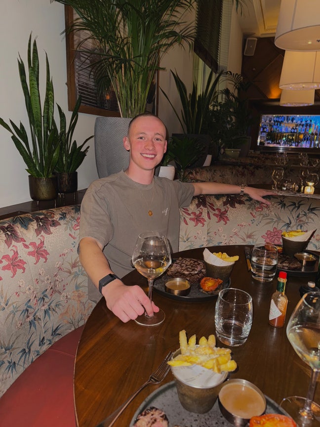 Tech Professional Looking For Friendly Flat Share Main Photo