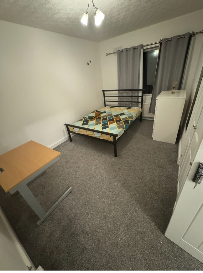 New Fully Furnished Rooms Main Photo