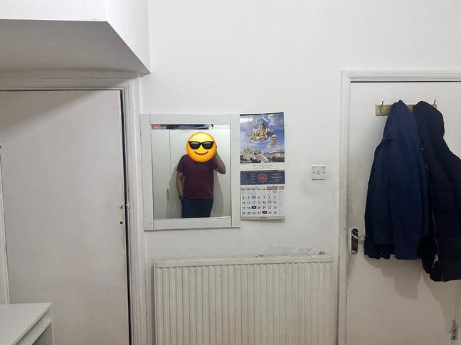 Single room Available  Main Photo