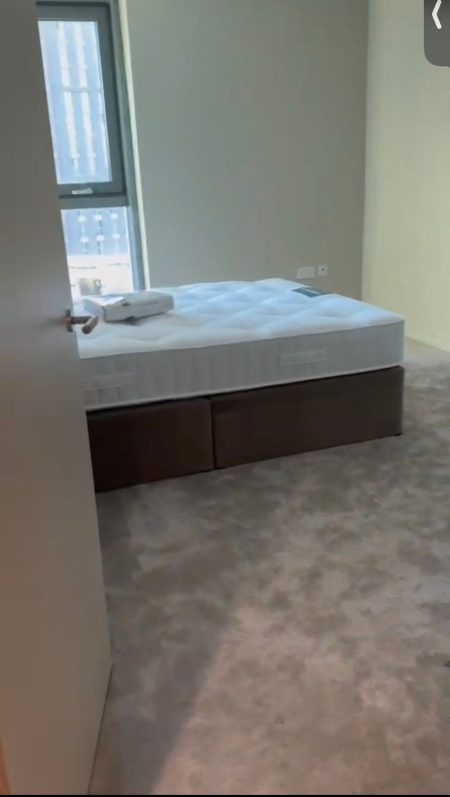 Modern Double room (Ensuite) Main Photo