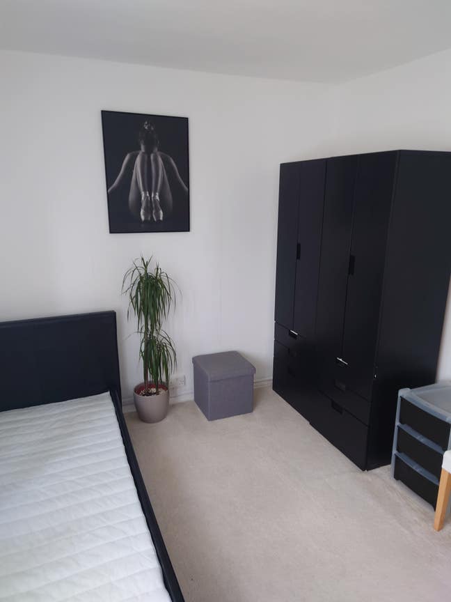 Room in Hertford Main Photo