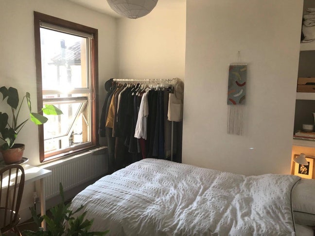 Lovely double room in 3 bed house in Southville Main Photo