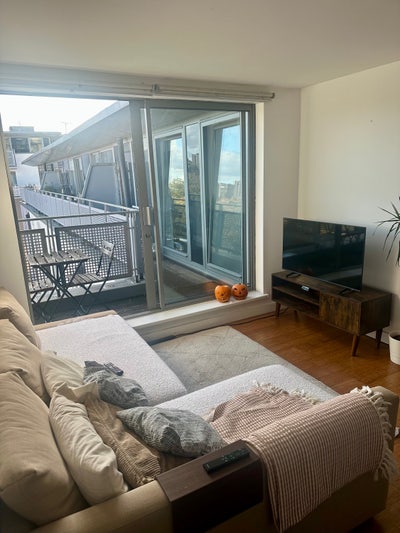 Bright Double Room with Private Bathroom- Deptford Main Photo