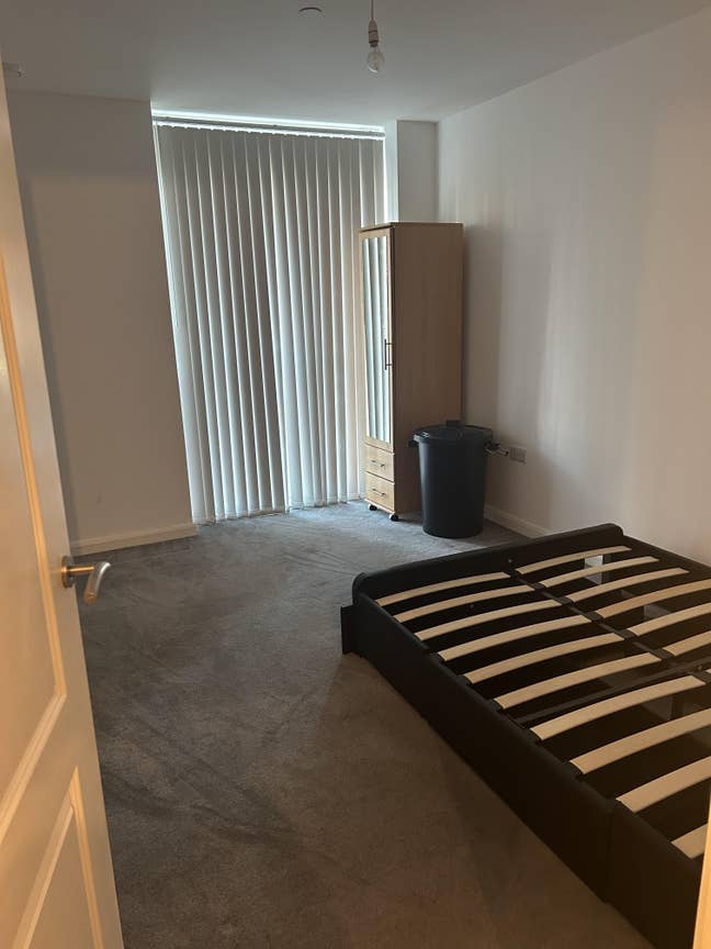 Double room in Whitechapel-£800pcm bills included Main Photo