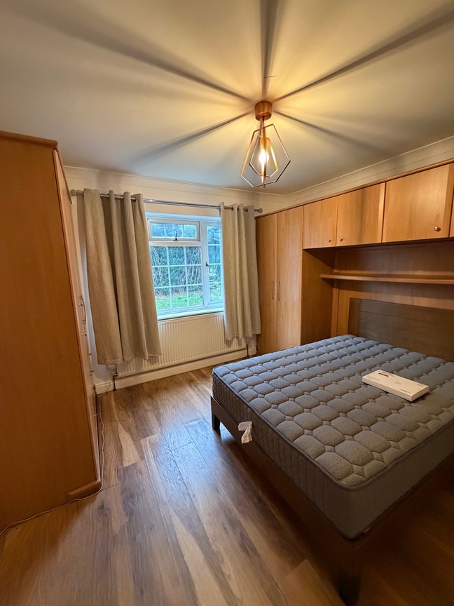 Cosy Double Room in Slough £700 pm incl. bills Main Photo