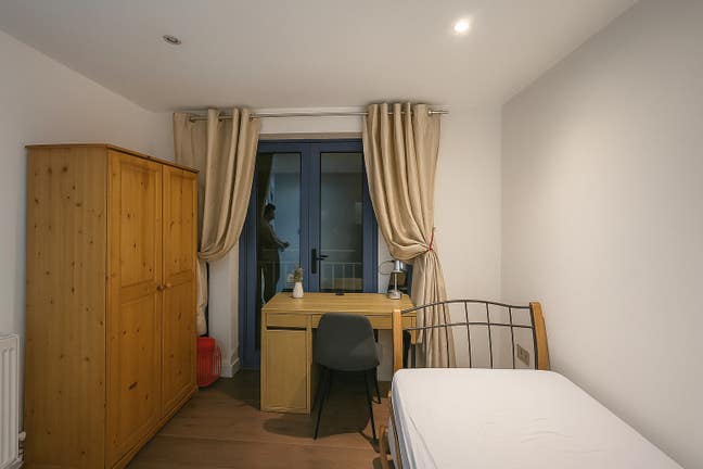 Furnished Single Room – All Bills Inc – Redditch A Main Photo