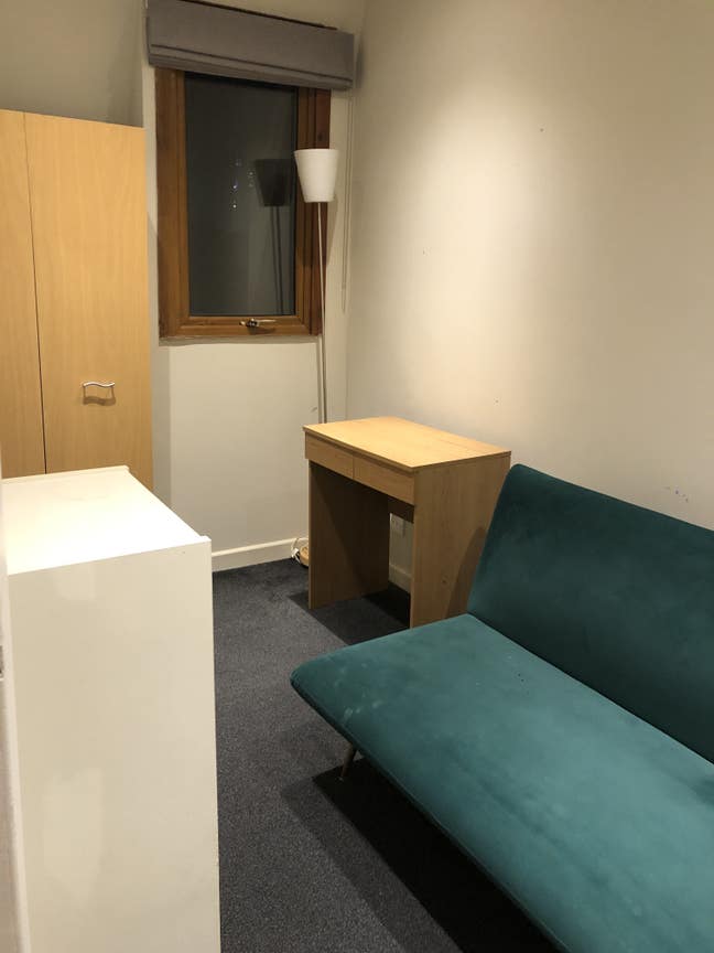 Cozy room in 2-bed West Kensington flat Main Photo