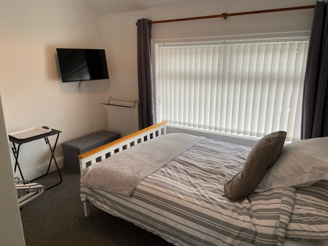 Room to rent Main Photo