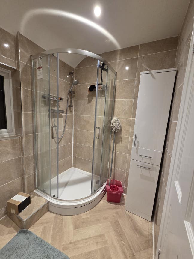 Close to Mill Road - Single Room, Bills included.  Main Photo