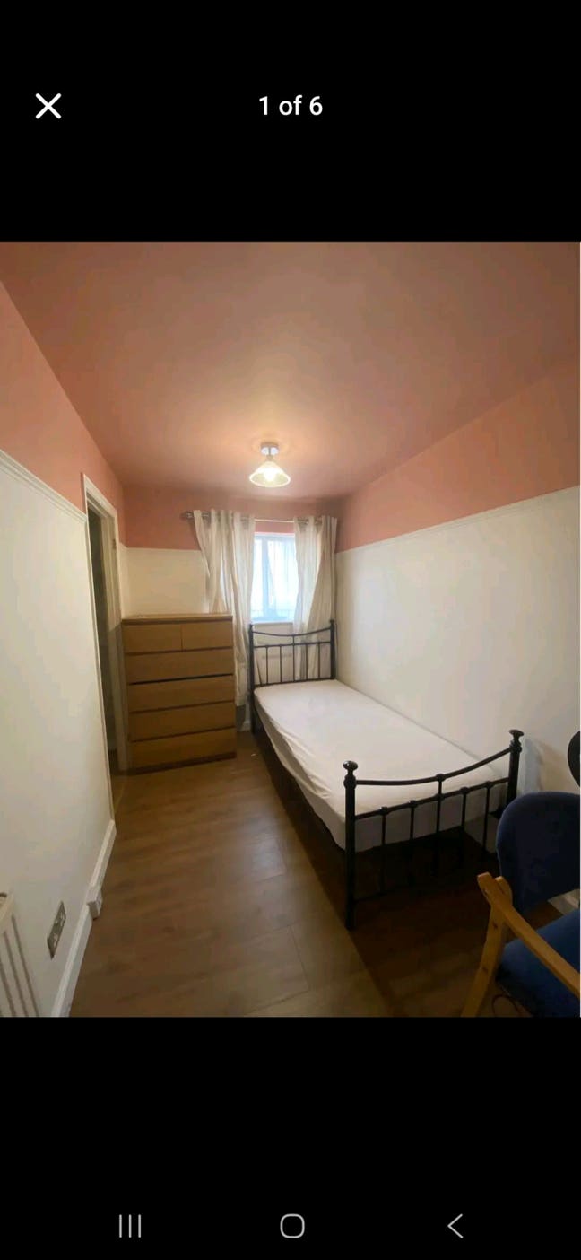 Single bed room for rent in bletchley Main Photo
