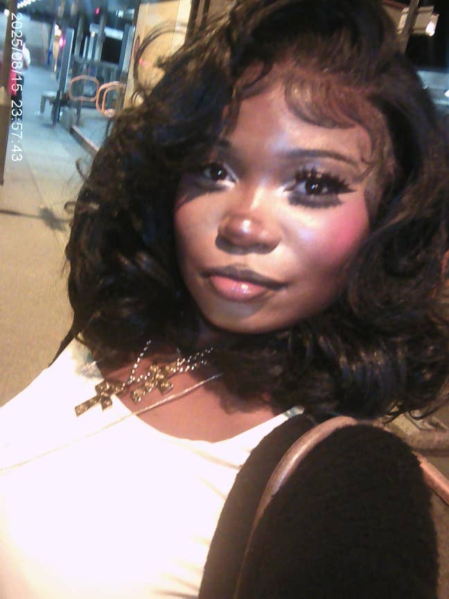 Friendly & tidy tenant looking for a room ASAP Main Photo