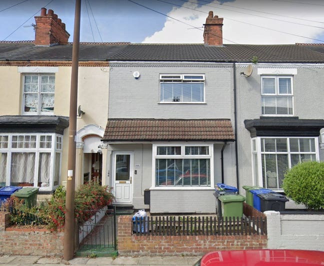 Double Room to Let Main Photo