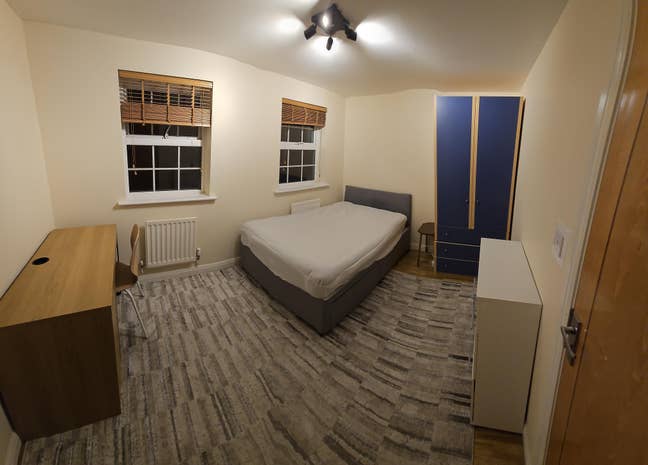 Executive Modern House.-for Professional Main Photo