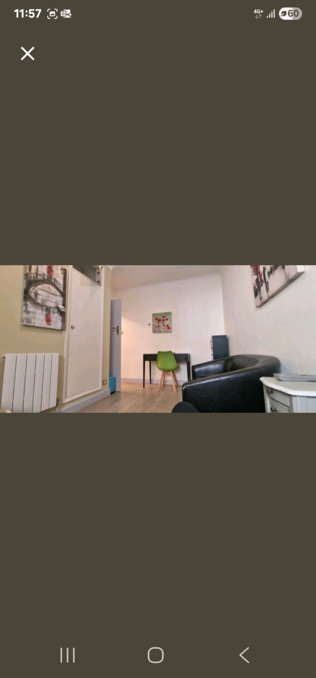 Very Nice  Room in Very Modern Flat Great Location Main Photo